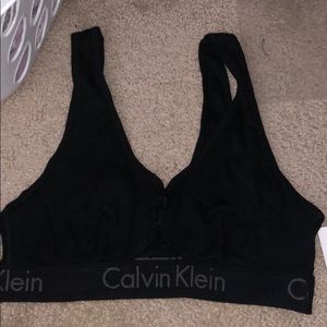 Nwt Calvin Klein cutout bralette sz L